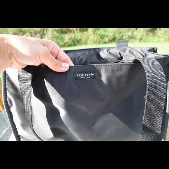 Kate spade large tote/diaper bag - Picture 7 of 8